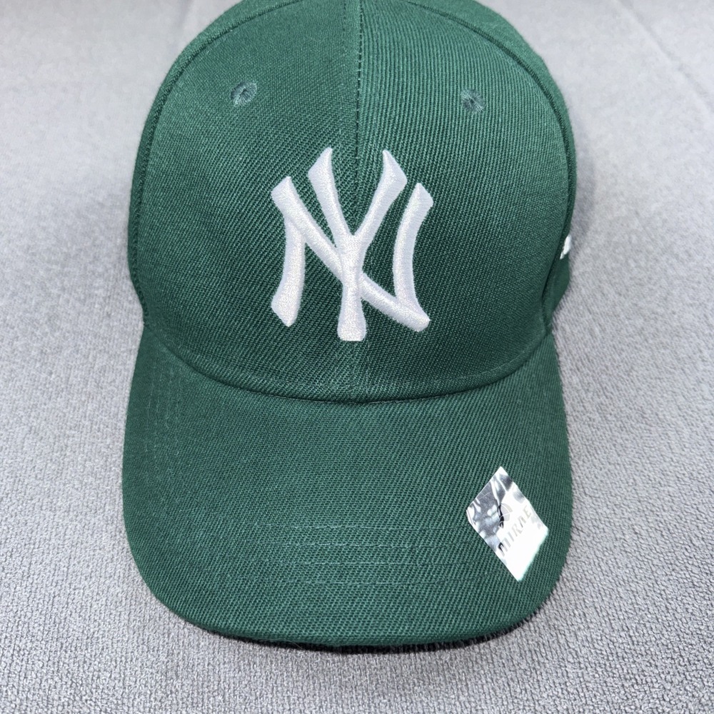 New York Yankees New Era 9Twenty Green Adjustable MLB Cap/Hat — NEW